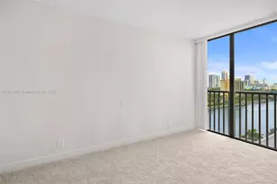 19707 Turnberry Way, Aventura, FL 33180 - Photo 32