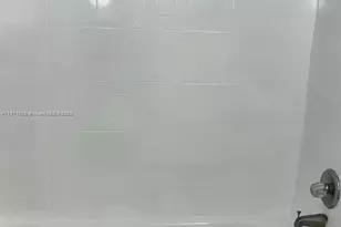 575 W 69th St, Hialeah, FL 33014 - Photo 8