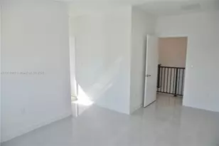 1160 NW 2nd St, Florida City, FL 33034 - Photo 6