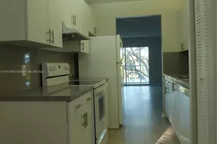 1151 SW 128th Terrace, Pembroke Pines, FL 33027 - Photo 2