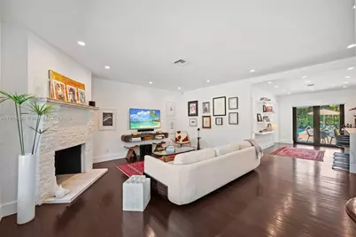 5840 SW 77th Ter, South Miami, FL 33143 - Photo 4