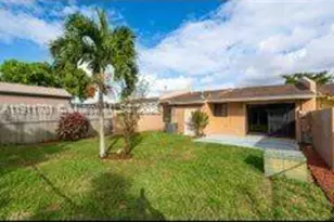 19610 NW 31st Ave, Miami Gardens, FL 33056 - Photo 14