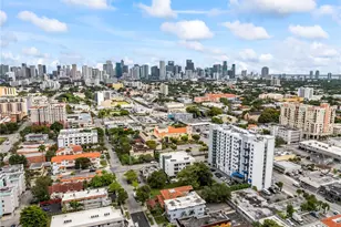 32 NW 14th Ave, Miami, FL 33125 - Photo 26