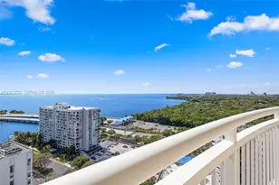 2475 Brickell Ave, Miami, FL 33129 - Photo 10