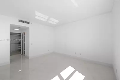 2475 Brickell Ave #1907, Miami, FL 33129 - Photo 24