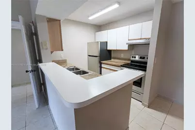 4015 W McNab Rd #D308, Pompano Beach, FL 33069 - Photo 2