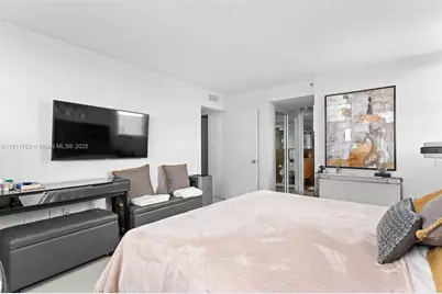 1775 Washington Ave #14F, Miami Beach, FL 33139 - Photo 14