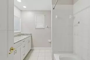 12502 Lake Vista Dr, Tampa, FL 33534 - Photo 18