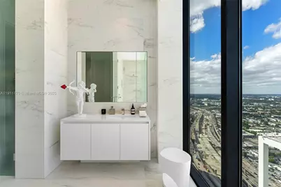 1000 Biscayne Blvd #5101, Miami, FL 33132 - Photo 64