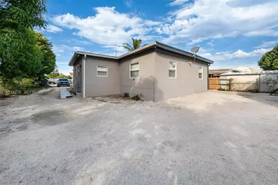 740 135 St, North Miami, FL 33168 - Photo 32