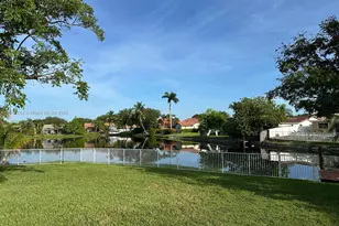 10563 NW 4th St, Plantation, FL 33324 - Photo 10