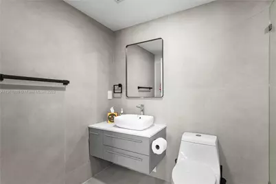 5001 Collins Ave #1G, Miami Beach, FL 33140 - Photo 12
