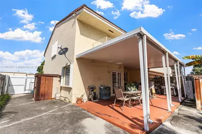 12276 SW 10th St, Miami, FL 33184 - Photo 24