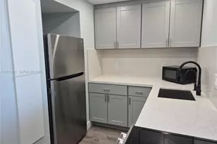 1731 SE 15th St, Fort Lauderdale, FL 33316 - Photo 8