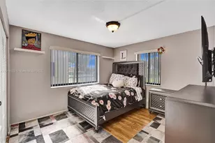 8010 Hampton Blvd, North Lauderdale, FL 33068 - Photo 10