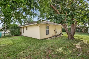 701 NW 41st Terrace, Deerfield Beach, FL 33442 - Photo 36