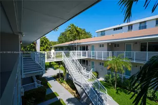 1185 98th St, Bay Harbor Islands, FL 33154 - Photo 16