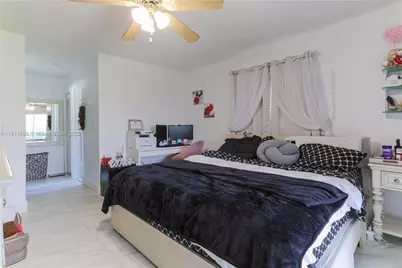 7940 NW 9th St, Margate, FL 33063 - Photo 14