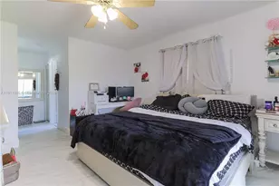 7940 NW 9th St, Margate, FL 33063 - Photo 14