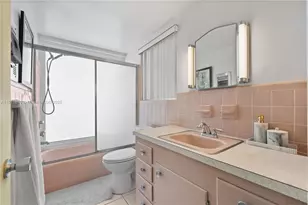 180 Isle Of Venice Dr, Fort Lauderdale, FL 33301 - Photo 18