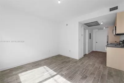 1035 Euclid Ave #25, Miami Beach, FL 33139 - Photo 4