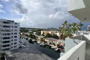 3703 NE 166th St, North Miami Beach, FL 33160 - Photo 14