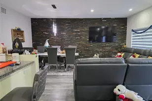 4972 SW 127th Ave, Miramar, FL 33027 - Photo 16