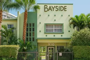 910 Bay Dr, Miami Beach, FL 33141 - Photo 18