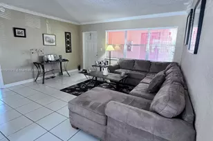 2451 NE 49th St, Fort Lauderdale, FL 33308 - Photo 2