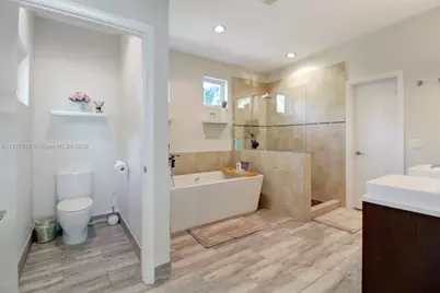 6900 SW 104th St, Pinecrest, FL 33156 - Photo 30