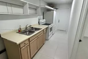 13320 SW 99th St, Miami, FL 33186 - Photo 6