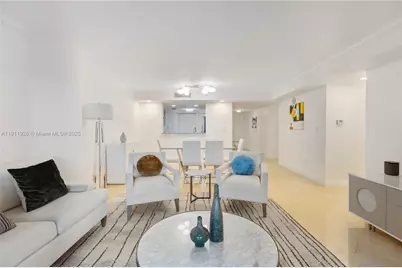 2101 Brickell Ave #606, Miami, FL 33129 - Photo 4