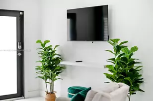 329 SE 12th Ave, Pompano Beach, FL 33060 - Photo 18