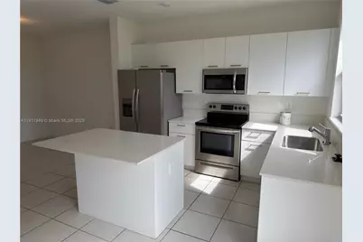 12421 NW 23 Ct #12421, Miami, FL 33167 - Photo 14