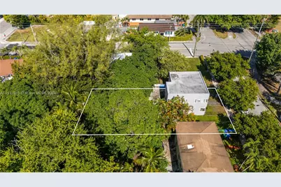 1210 SW 13th Ave, Miami, FL 33135 - Photo 10