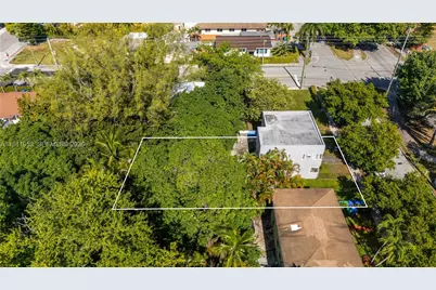 1210 SW 13th Ave, Miami, FL 33135 - Photo 10