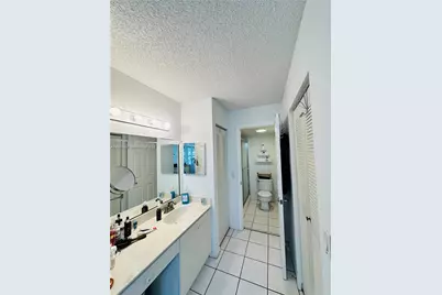 1400 SW 124th Ter #402Q, Pembroke Pines, FL 33027 - Photo 8