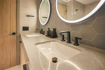 17375 Collins Ave #2701, Sunny Isles Beach, FL 33160 - Photo 32