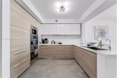 300 Sunny Isles Blvd #4-905, Sunny Isles Beach, FL 33160 - Photo 6