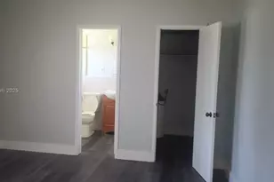 161 NW 40th St, Oakland Park, FL 33309 - Photo 28