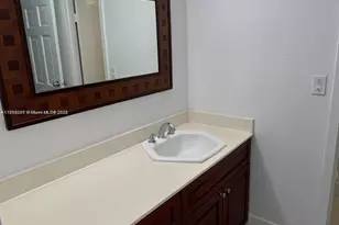 2333 Brickell Ave, Miami, FL 33129 - Photo 10