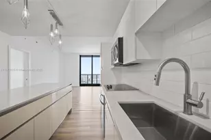 101 Diplomat Pkwy, Hallandale Beach, FL 33009 - Photo 4