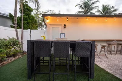 1311 NE 26th Ter, Pompano Beach, FL 33062 - Photo 4
