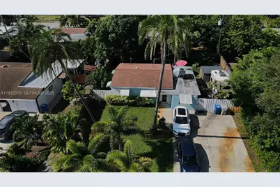 2933 NE 12th Ter, Pompano Beach, FL 33064 - Photo 22