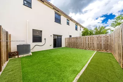 11953 SW 245th Ter, Homestead, FL 33032 - Photo 8