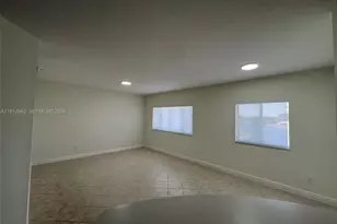 10720 NW 66th St, Doral, FL 33178 - Photo 12