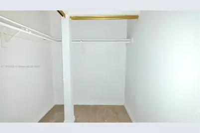 18900 NE 3rd Ct #520, Miami, FL 33179 - Photo 12