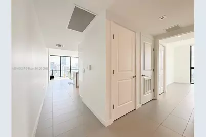 1600 NE 1st Ave #3210, Miami, FL 33132 - Photo 2