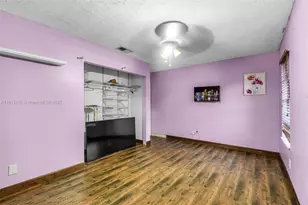 12911 SW 17th Pl, Davie, FL 33325 - Photo 16