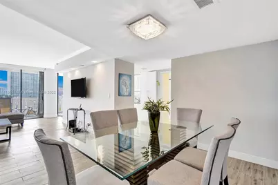 3000 Island Blvd #903, Aventura, FL 33160 - Photo 2